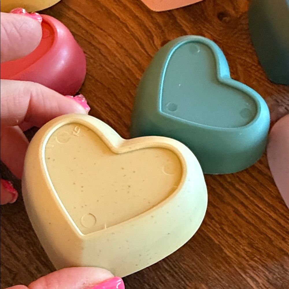 Colorful Mini Heart-Shaped Bowls 💜 Set of 10 - Picture 6 of 11